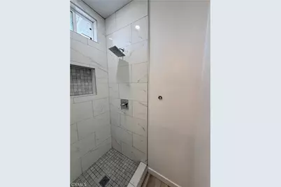 1018 W 67th, Los Angeles, CA 90044 - Photo 24