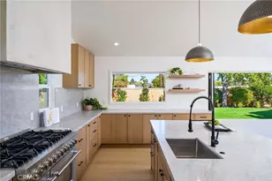 2952 Java Rd, Costa Mesa, CA 92626 - Photo 10