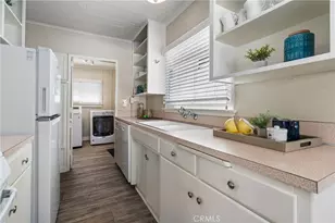118 Emerald, Newport Beach, CA 92662 - Photo 6