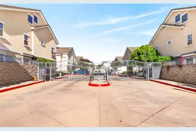 4842 Sapphire, Cypress, CA 90630 - Photo 22