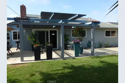 8881 Albatross Dr, Huntington Beach, CA 92646 - Photo 32