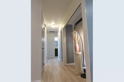 8881 Albatross Dr, Huntington Beach, CA 92646 - Photo 26