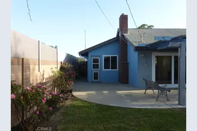 8881 Albatross Dr, Huntington Beach, CA 92646 - Photo 14