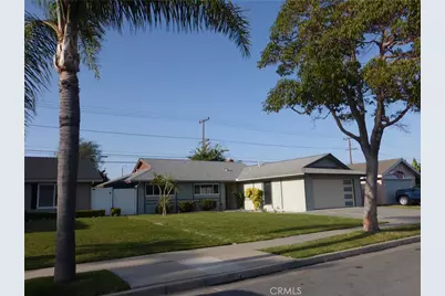 8881 Albatross Dr, Huntington Beach, CA 92646 - Photo 20