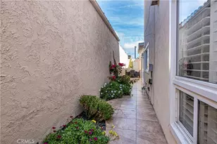 7055 Island Village Dr, Long Beach, CA 90803 - Photo 26