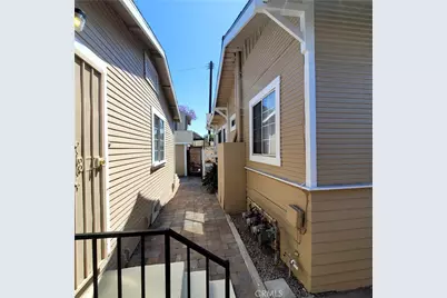 1030 Daisy, Long Beach, CA 90813 - Photo 6