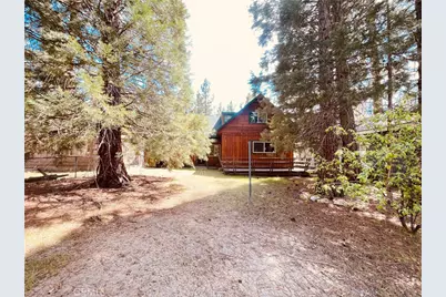 1133 Sugarloaf, Big Bear City, CA 92314 - Photo 18