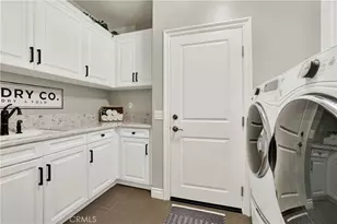 29321 Via Zamora, San Juan Capistrano, CA 92675 - Photo 40