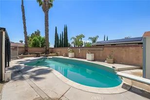 28975 Gladiolus Dr, Canyon Country, CA 91387 - Photo 4
