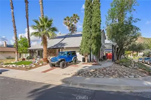 28975 Gladiolus Dr, Canyon Country, CA 91387 - Photo 2