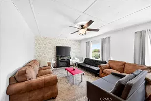 15668 Calico, Victorville, CA 92395 - Photo 18