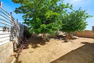 15668 Calico, Victorville, CA 92395 - Photo 10