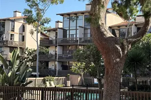 6112 Marina Pacifica Dr, Long Beach, CA 90803 - Photo 20