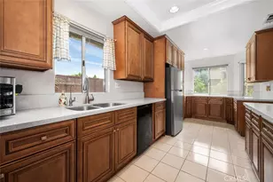 13402 Wentworth St, Arleta, CA 91331 - Photo 14