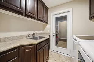 11276 Bridle Ln, Victorville, CA 92392 - Photo 24