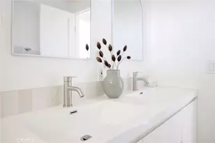 2566 Oxford, Costa Mesa, CA 92626 - Photo 32