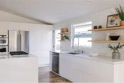 2566 Oxford, Costa Mesa, CA 92626 - Photo 12
