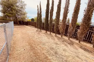 15151 Tonikan Ct, Apple Valley, CA 92307 - Photo 46