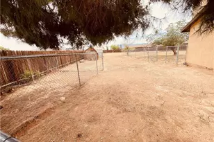 15151 Tonikan Ct, Apple Valley, CA 92307 - Photo 14