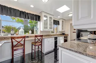 2916 Charlemagne Ave, Long Beach, CA 90815 - Photo 10