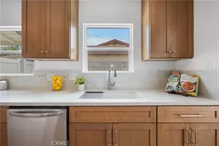 725 N Hanover, Anaheim, CA 92801 - Photo 16