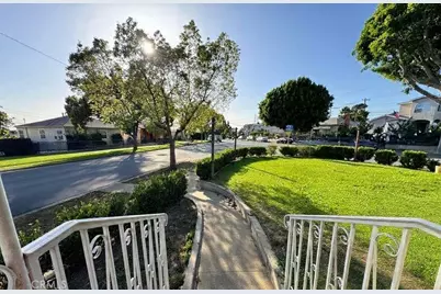 468 Via Vista, Montebello, CA 90640 - Photo 2
