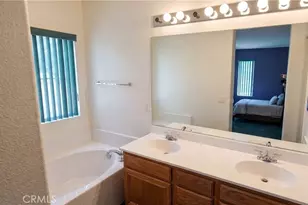 21911 Heliotrope Ln, Wildomar, CA 92595 - Photo 8