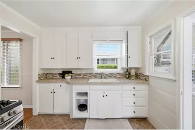 624 Temple Avenue, Long Beach, CA 90814 - Photo 18