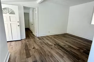 7253 Loma Verde Ave, Canoga Park, CA 91303 - Photo 6