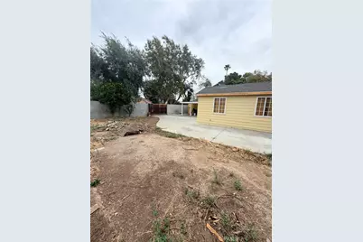 7253 Loma Verde Avenue, Canoga Park, CA 91303 - Photo 2