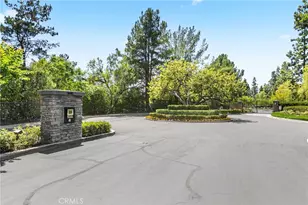 1351 Canterbury Ln, Fullerton, CA 92831 - Photo 36