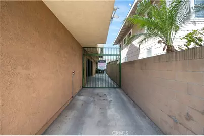 3529 E Broadway #2, Long Beach, CA 90803 - Photo 32