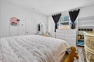 9701 Hawkeye Ln, Anaheim, CA 92804 - Photo 4