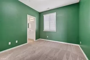 9701 Hawkeye Ln, Anaheim, CA 92804 - Photo 24