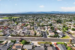 9701 Hawkeye Ln, Anaheim, CA 92804 - Photo 30