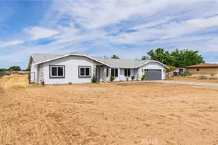 14280 Navajo, Apple Valley, CA 92307 - Photo 2