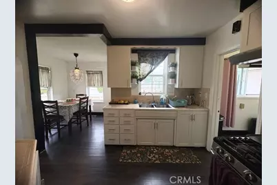 2196 N Orange Grove Avenue, Pomona, CA 91768 - Photo 8