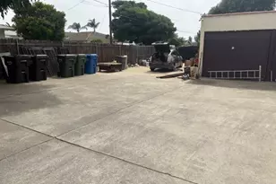2196 N Orange Grove Ave, Pomona, CA 91768 - Photo 34