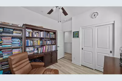 16282 Meadowhouse Avenue, Chino, CA 91708 - Photo 20