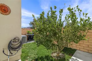 16282 Meadowhouse Ave, Chino, CA 91708 - Photo 22