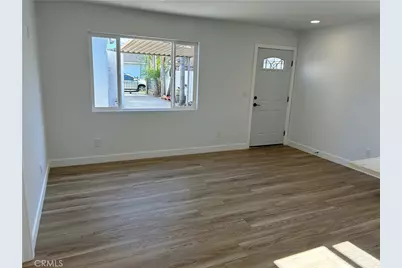 2033 W Burnett Street, Long Beach, CA 90810 - Photo 20