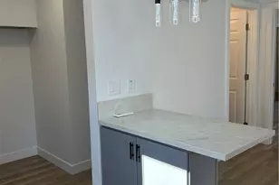 2033 W Burnett St, Long Beach, CA 90810 - Photo 18