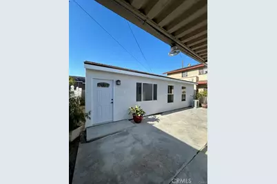 2033 W Burnett Street, Long Beach, CA 90810 - Photo 2