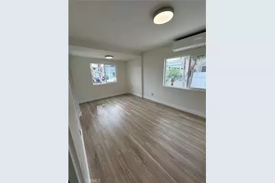 2033 W Burnett Street, Long Beach, CA 90810 - Photo 6