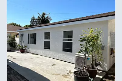 2033 W Burnett Street, Long Beach, CA 90810 - Photo 12