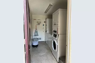 1001 Cherry, Long Beach, CA 90813 - Photo 14