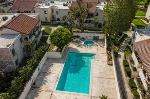25023 Peachland Ave, Newhall, CA 91321 - Photo 8