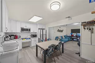 11918 Cedarvale St, Norwalk, CA 90650 - Photo 8