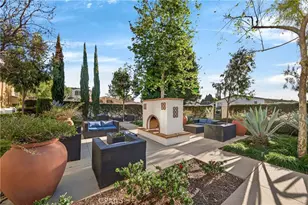 928 E Twill Ct, Anaheim, CA 92802 - Photo 18