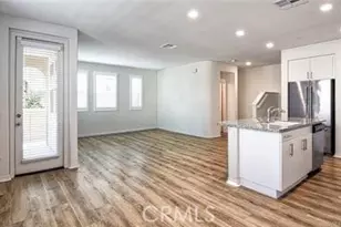 928 E Twill Ct, Anaheim, CA 92802 - Photo 8